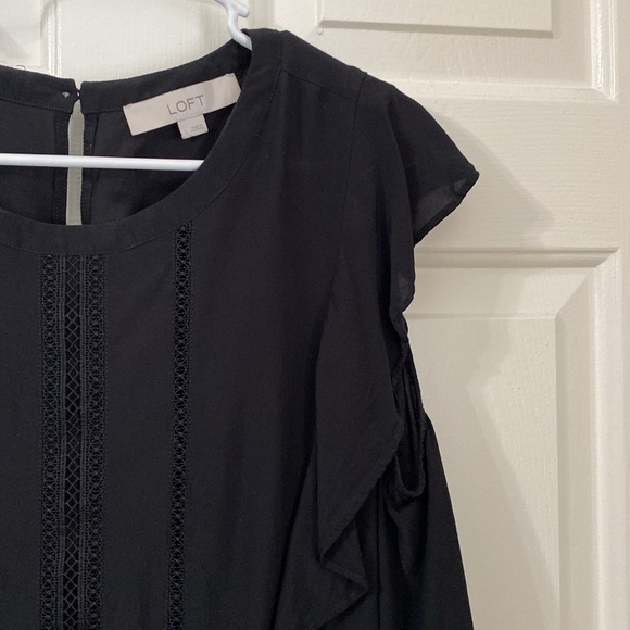 Loft black flutter detail boxy woven tank shirt with lace details in front - Picture 3 of 7